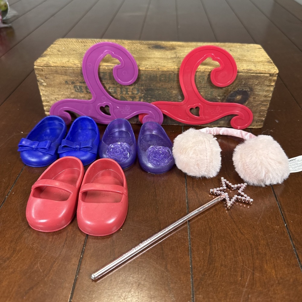 18" Doll Lot Of 3 Pairs Of Shoes Fits AG & Our Generation Ear Muffs Star Wand